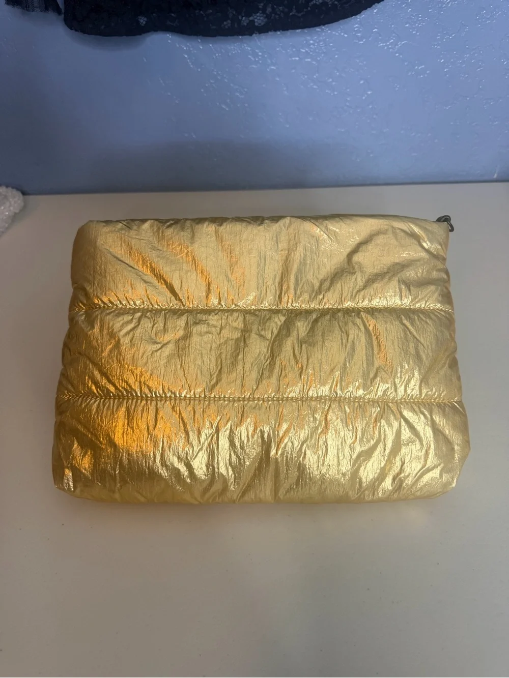 Trouvé Athleisure Crossbody Gold Quilted Puffer Clutch Bag - new